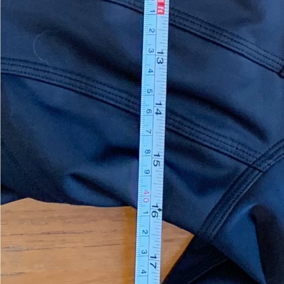 lululemon jacket. Black. Size 4. Measurements in photo. - Picture 8 of 9